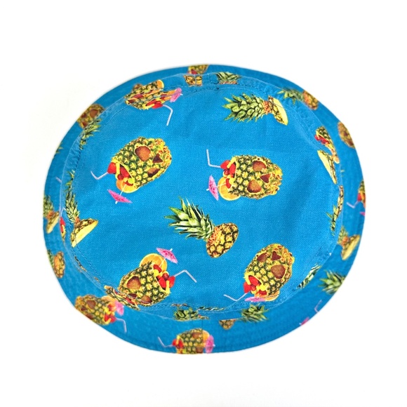 Vans Undertone 'Drained and Confused' Pineapple Skull Bucket Hat - Picture 3 of 7